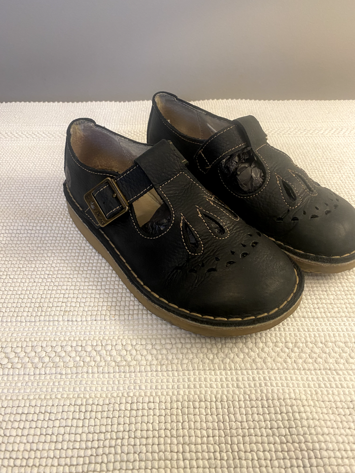 Red or Dead 'JADE' Dark Navy Leather Mary Jane T Bar Shoes UK 3 EU 36