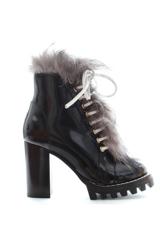 louis vuitton fluffy boots