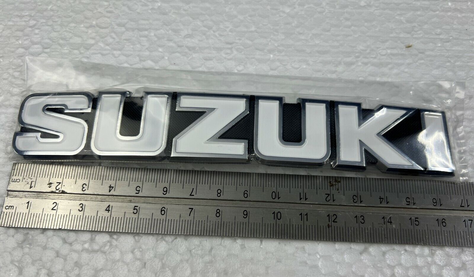 SUZUKI Tank Badge TS100K TS125K TS250K TS400K Emblem ST24