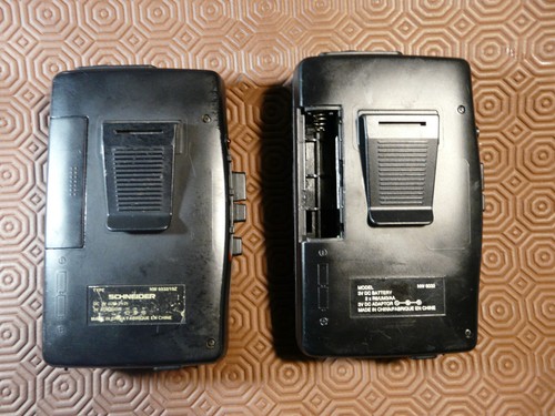 Lot de 2 Walkman Schneider NW 6032 - Foto 2 di 5