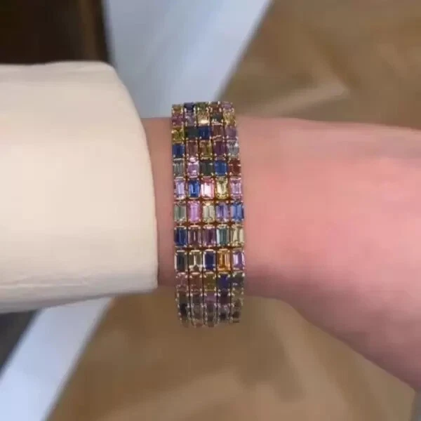 Brazalete distintivo de cinco filas de zafiro multicolor creado en laboratorio de 34 quilates de plata 925 Foto 3 de 4