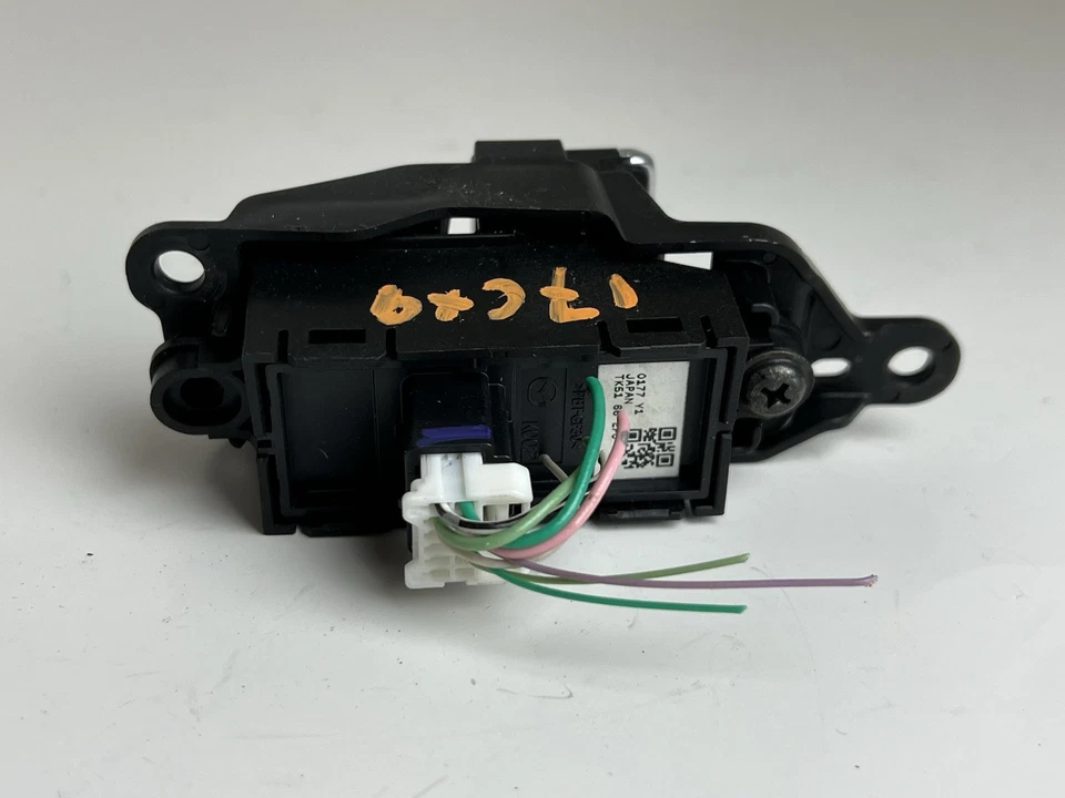 Interruptor electrónico de control de freno de estacionamiento Mazda CX-9 2017 OEM Foto 4 de 4
