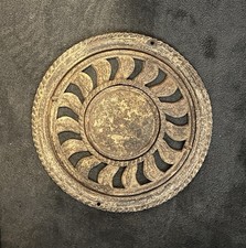 Antique Vintage 3 Piece Cast Iron Round Floor Grate Register Vent 15 3/4”