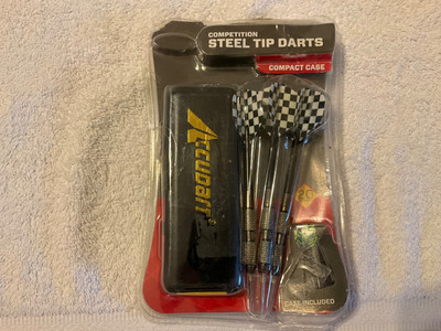 Accudart Competition Steel Tip Darts 20 grams with Compact Case