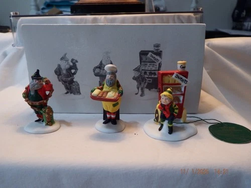 Vintage Dept 56 Heritage Village Collection Baker Elves -C032