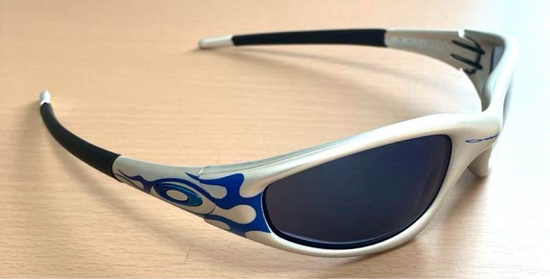 Oakley Straight Jacket 　廃盤　シルバー Oakley Straight Jacket 廃盤 シルバー