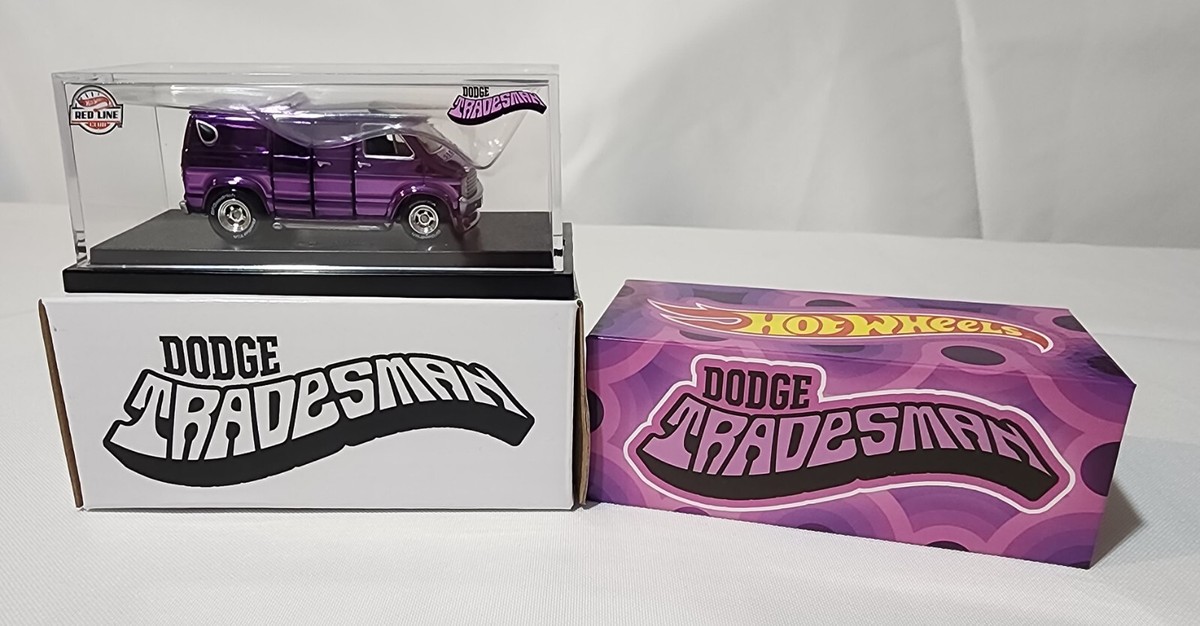ホットウィール　RLC DODGE TRADESMAN s-l400.jpg