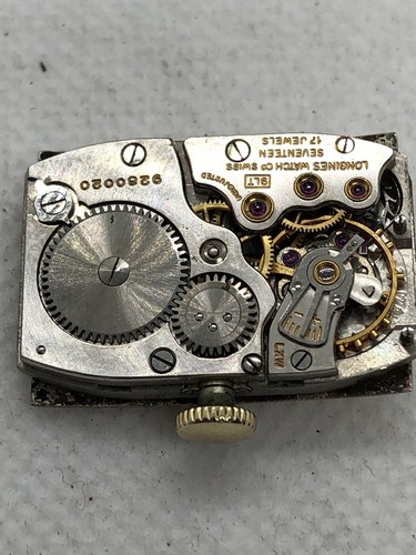 Vintage Longines 9LT 17J Watch Movement *Not Running**For Parts* - Picture 5 of 10