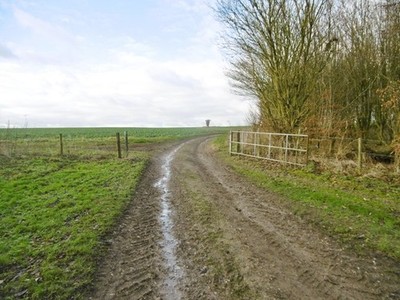 Photo 6x4 Collingbourne Kingston, gate East Everleigh On the byway toward c2017