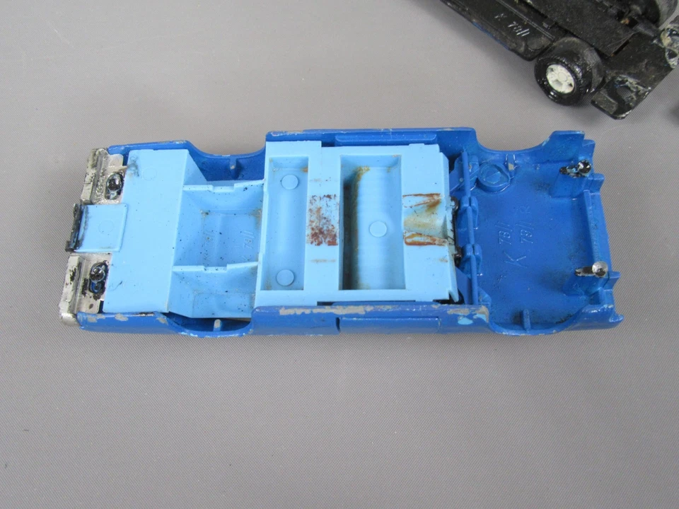 D625 Vintage 1979 Matchbox UK Plymouth Gran Fury Ripinto Blu SuperKings - Immagine 3 di 4