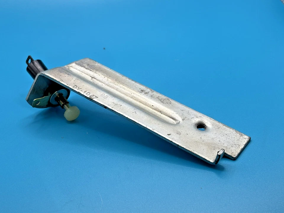 Interruptor de luz de freio compatível com 1965 Chrysler 300 Newport Dodge Polara Plymouth Fury - Imagem 3 de 4