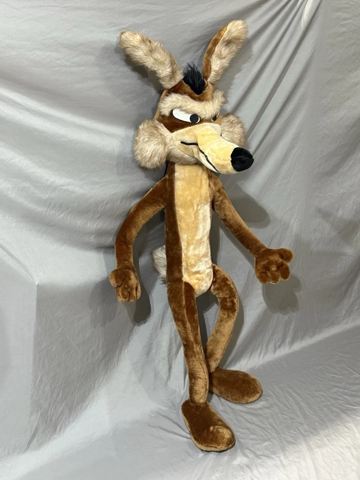 Wile E Coyote Jumbo 48" Plush Wired Warner Bros Stuffed Figure Mighty Star VTG - Image 3 of 4