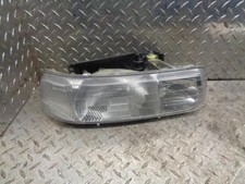 Phare droit passager compatible 00-06 SUBURBAN 1500 174660