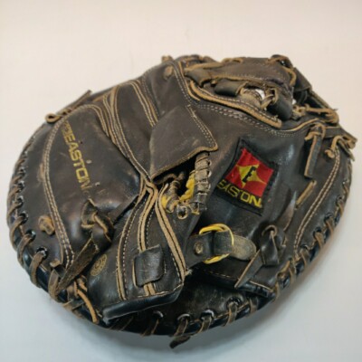 Easton Competitor Series EX210B Catchers Glove Right Hand Thrower