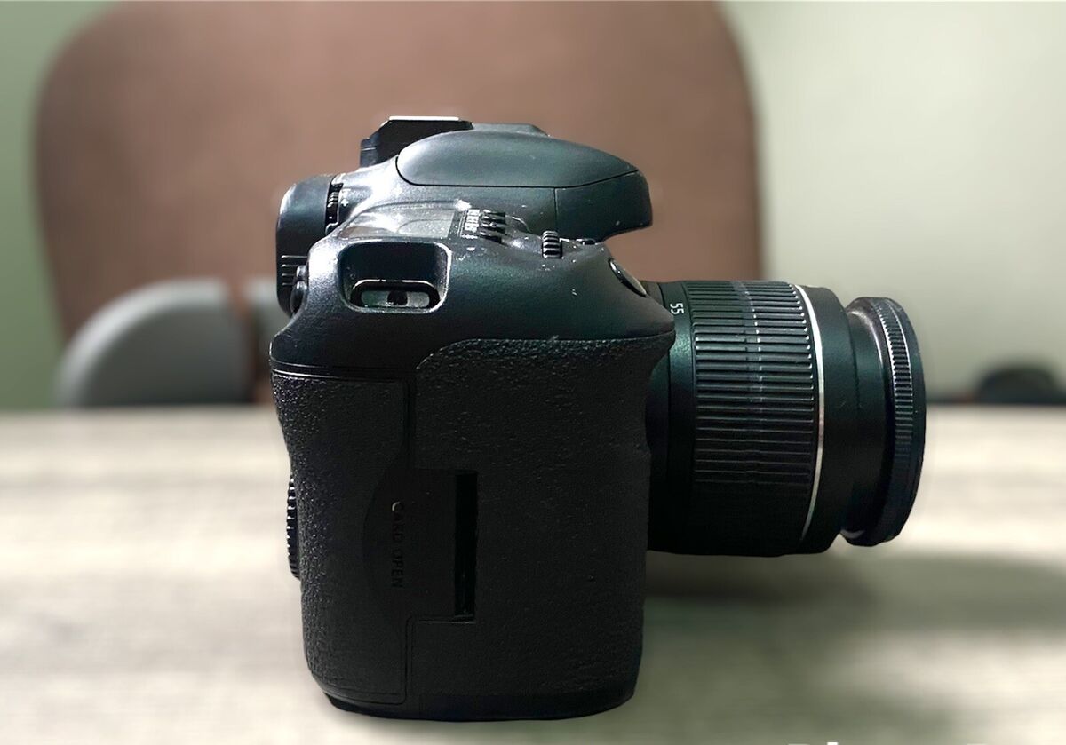 Canon EOS 7D Mark II Black (Kit w/ EF-S 18-55mm IS & EF-S Canon EOS 7D Mark II Black (Kit w/ EF-S 18-55mm IS & EF-S