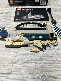 LEGO Architecture Sydney (21032) - COMPLETE with Box & Manual