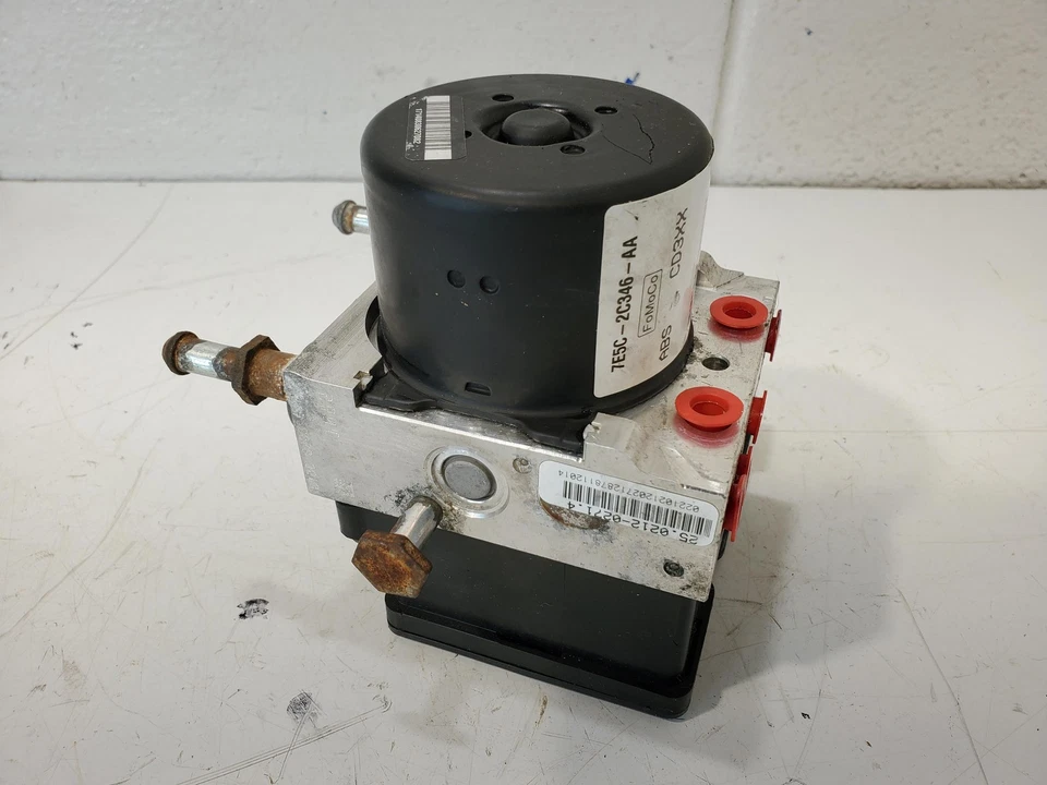 Conjunto de freno antibloqueo ABS (tracción delantera) 2006-2009 Mercury/Ford Milan/Fusion Foto 3 de 4