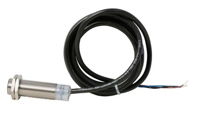 Eaton E57LAL18T111 Premium+ Inductive Proximity Sensor, E57, 5 mm range, 18 mm