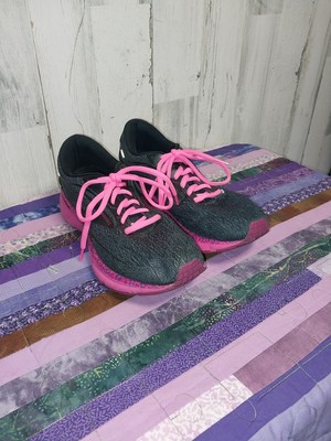 Brooks Trace 2 Womens 9.5 B Shoes Running Walking Magenta Black Ebony