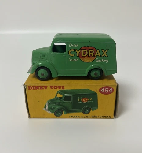 Vintage Dinky Toys 454 Trojan 15 cwt Van-Cydrax Green In Original Box
