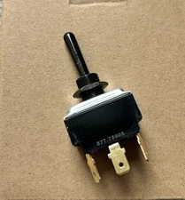 16-04831 1604831 Peterbilt or Kenworth Toggle Switch SPDT 3-Pin New 8956K647