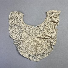 Kimchi Blue Urban Outfitters Green Cropped Lace Lacy Top Size Medium