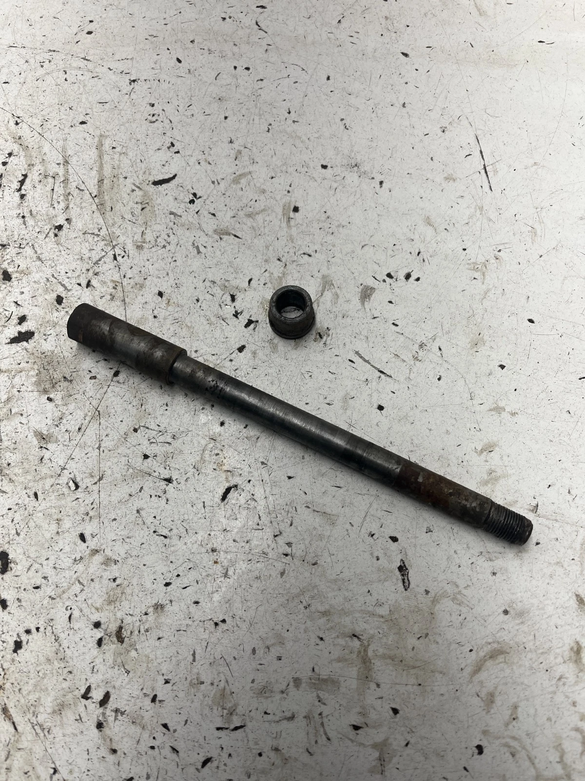 74 1974 Harley Davidson SR100 Sr 100 Baja OEM Front Wheel Axle Bolt Shaft