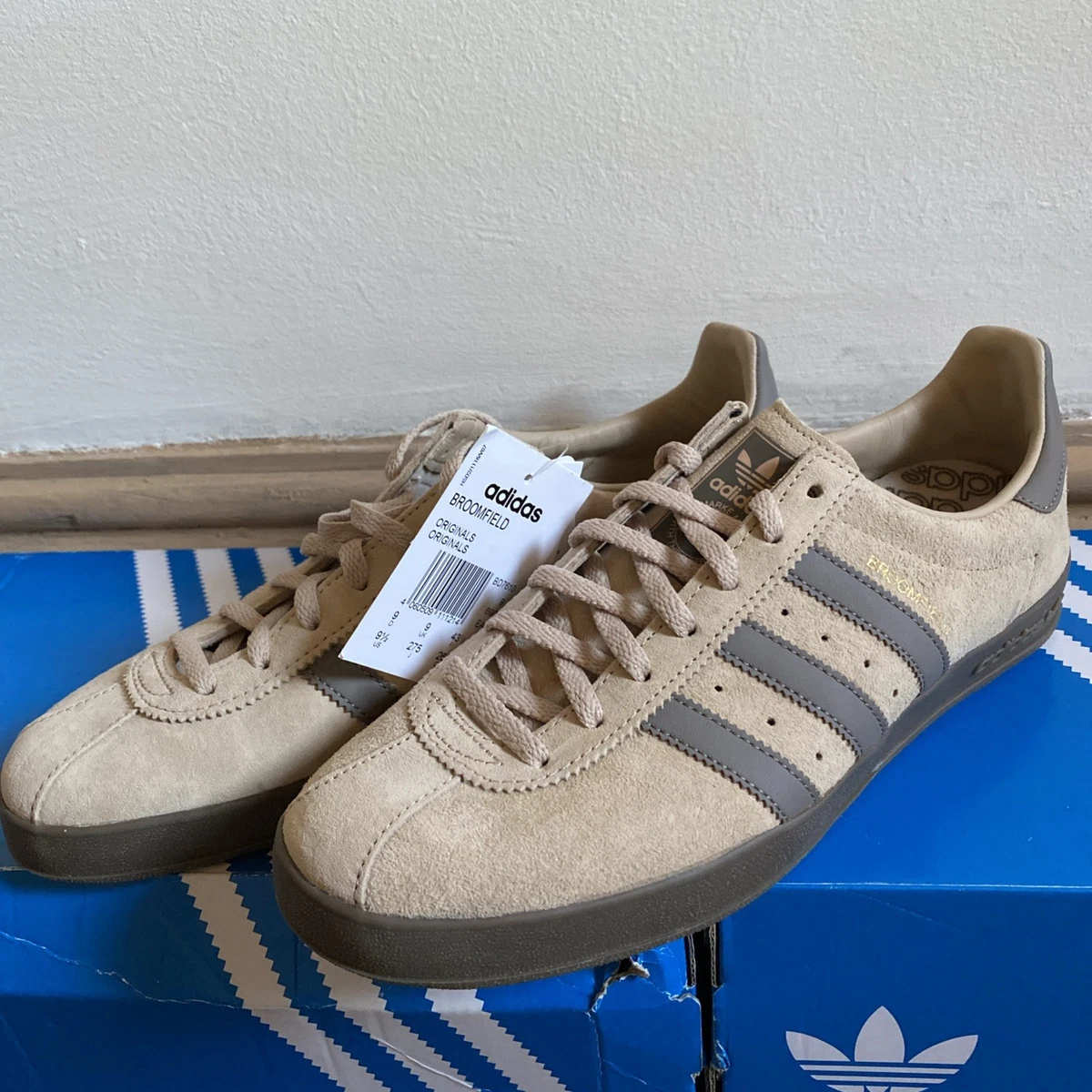 adidas gazelle silver green womens Adidas Broomfield Shoes – Affinity main image 0