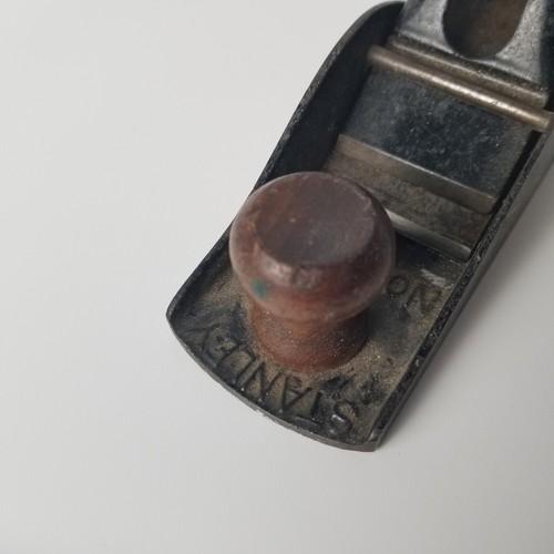 Vintage STANLEY Block Plane n. 110 rasoio in legno con lama, pomello e corpo in ghisa USA - Foto 10 di 12