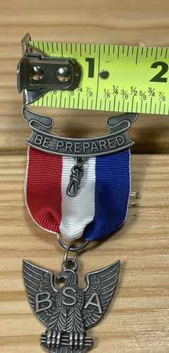 BSA Boy Scouts Vintage Eagle Scout Be Prepared Medal Ribbon Pin Lapel Pinback - Picture 10 of 11