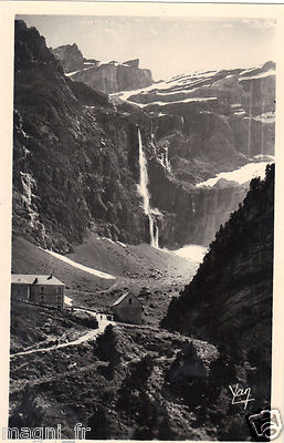 GAVARNIE - La grande cascade et l'hôtel du cirque (H2483)