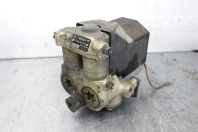 BMW E30 (1984-1991) ABS Pump OEM LM68 0265200040 Used