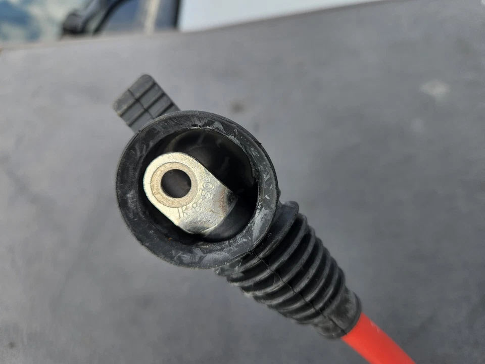 Cable de batería positivo 61129217033 compatible con BMW F01F02 740i/750Li/760Li Alpina B7 Foto 2 de 4