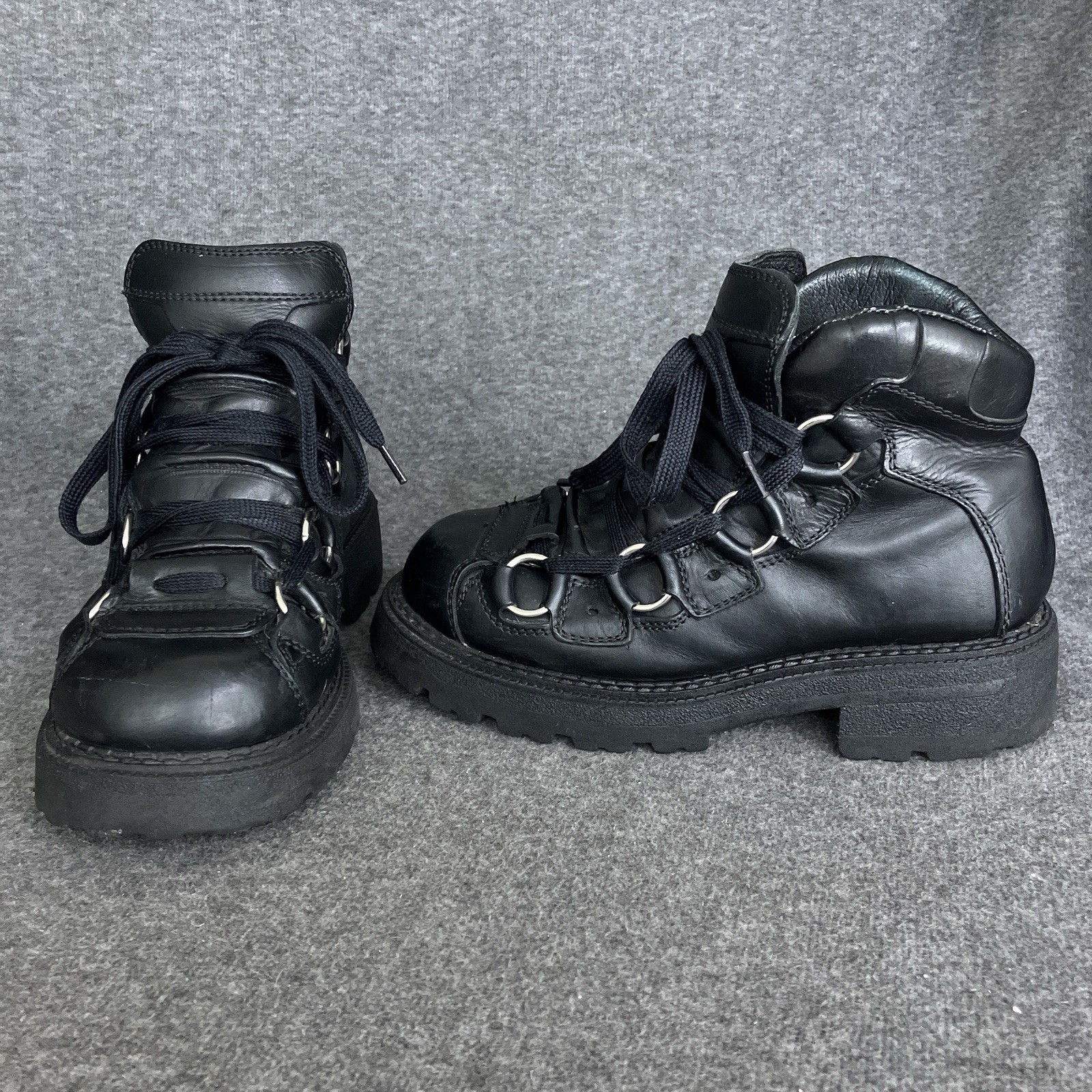 Foto 1 di 22