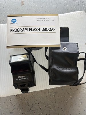 Vintage Minolta Program 2800 AF Flash With Case