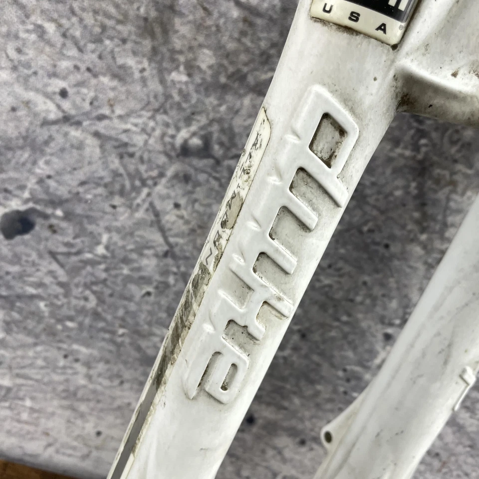 Vintage RockShox Duke XC Suspension Fork 1 1/8 28.6 Air Oil 26 MTB Disc V-Brake - Image 2 of 4