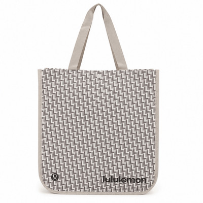Lululemon Tan White Chevron Large Reusable Shopper Tote Bag 14x16 Snap