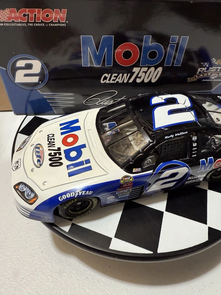 Rusty Wallace #2 Miller Lite Mobil Clean 7500 2005 1:24 Nascar Diecast Foto 4 de 4