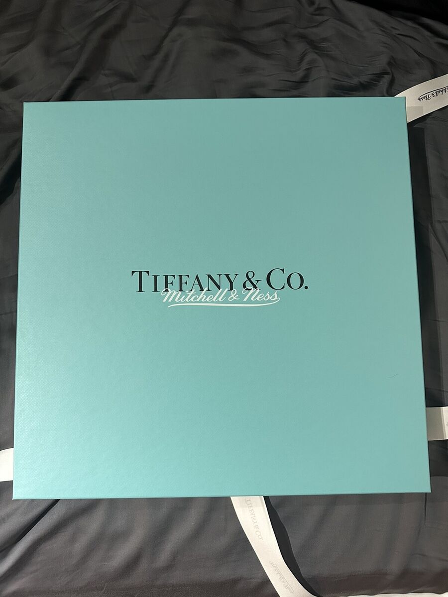 Tiffany Co x NFL x Mitchell & Ness Limited Edition Football Tiffany Co x NFL x Mitchell & Ness Limited Edition Football