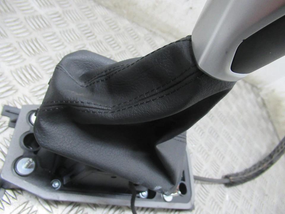 2022 VW TAIGO STYLE DSG CS 1.0 TSI MK1 7SPD SEMI-AUTO GEAR LEVER+LINKAGE REF6530 - Image 3 of 4