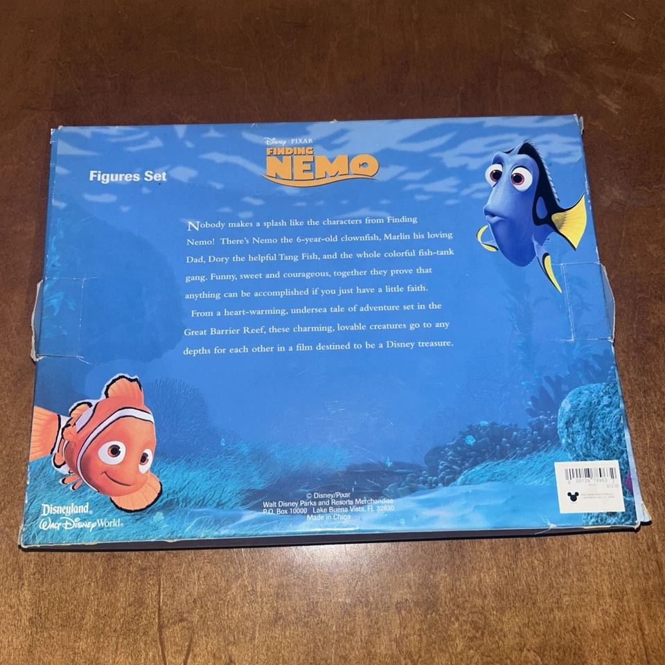Disney Store Buscando a Nemo Juego de 9 Figuras Squirt Bruce Gill Burbujas Perla Hinchada Foto 2 de 2