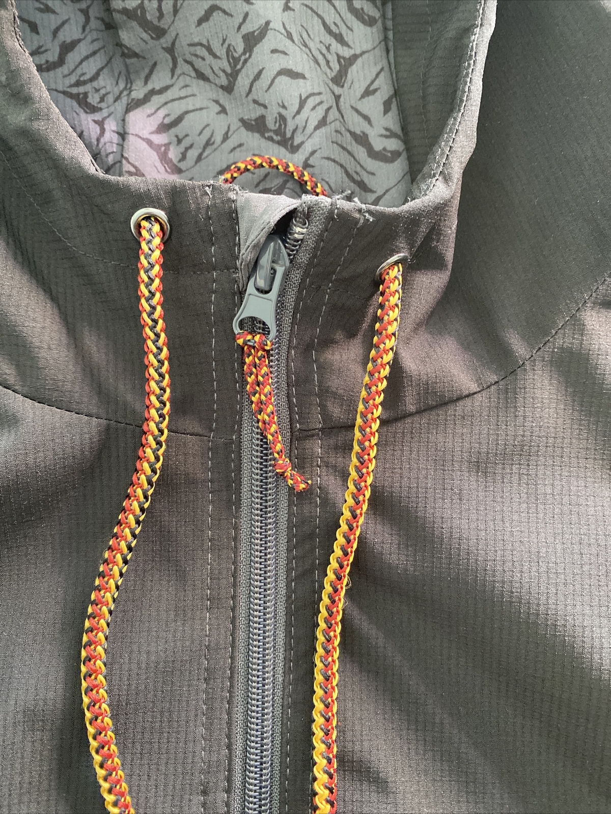 Voyager Men’s Windbreaker Jacket Water Resistant, Me… Gem