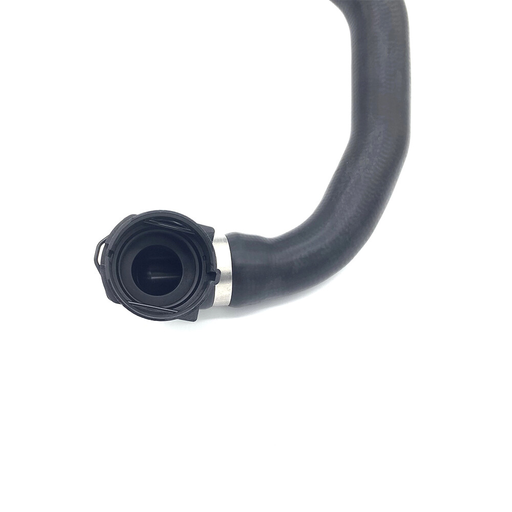 Engine Radiator Water Bottle Water Hose Pipe for V40 2013-up