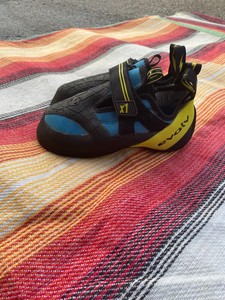 evolv x1 climbing shoes