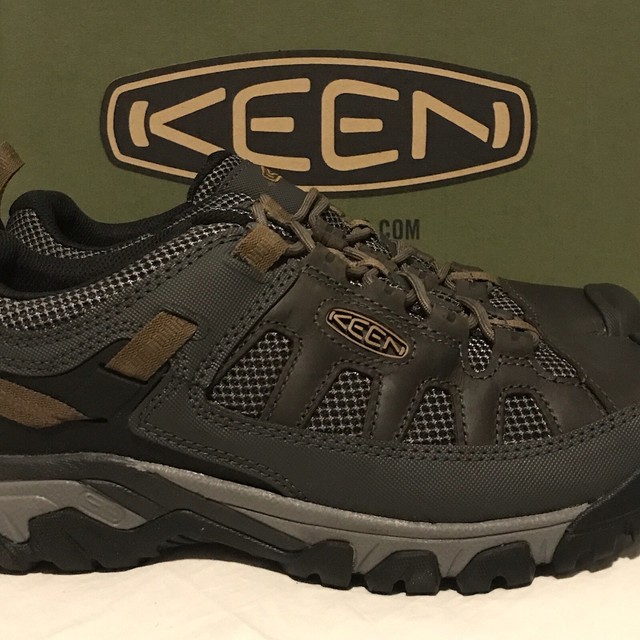 KEEN Men's Targhee Vent Hiking Shoe 