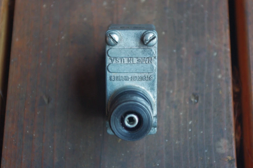 Convertidor velocímetro especial Stewart Warner 2-1 a 1-1 Harley Davidson Police Foto 3 de 4