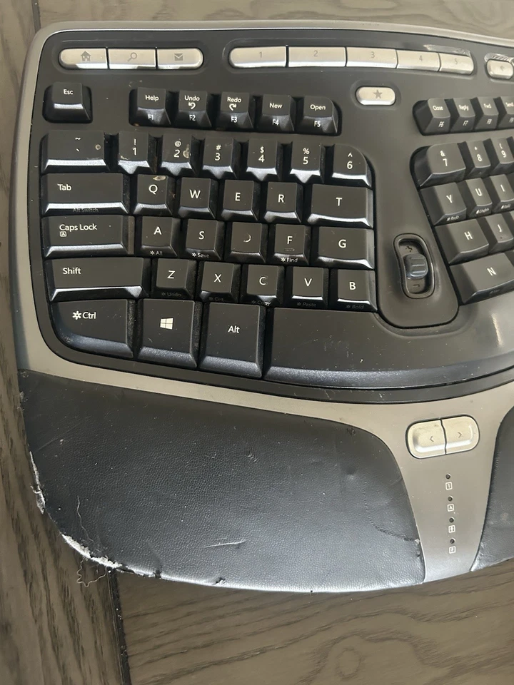 Microsoft Natural Ergonomic Keyboard 4000 v1.0 KU-0462 USB Wired Tested Working - Image 2 of 4