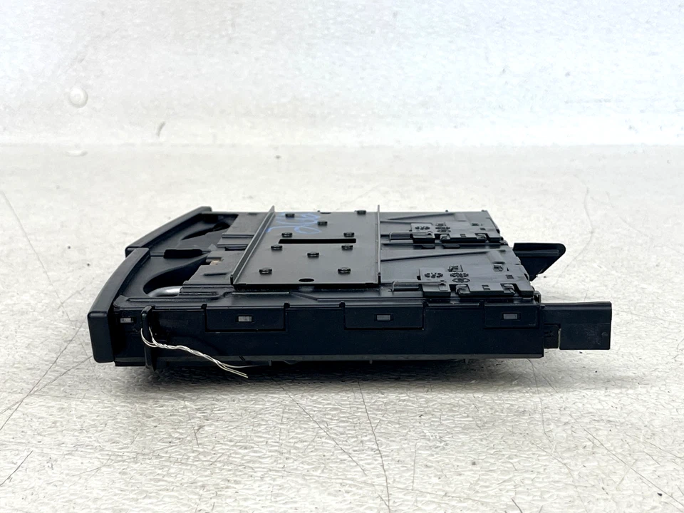 ⭐2005-2012 MERCEDES-BENZ SL500 DASH CENTER CONSOLE DUAL CUP HOLDER OEM LOT2660 Foto 4 de 4