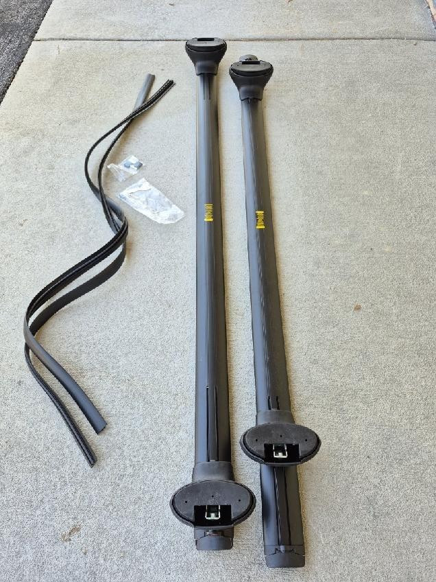 Saris Roof Rack, Locking, LOAD BARS, 1 Pair, Model # 903, 69 inches long