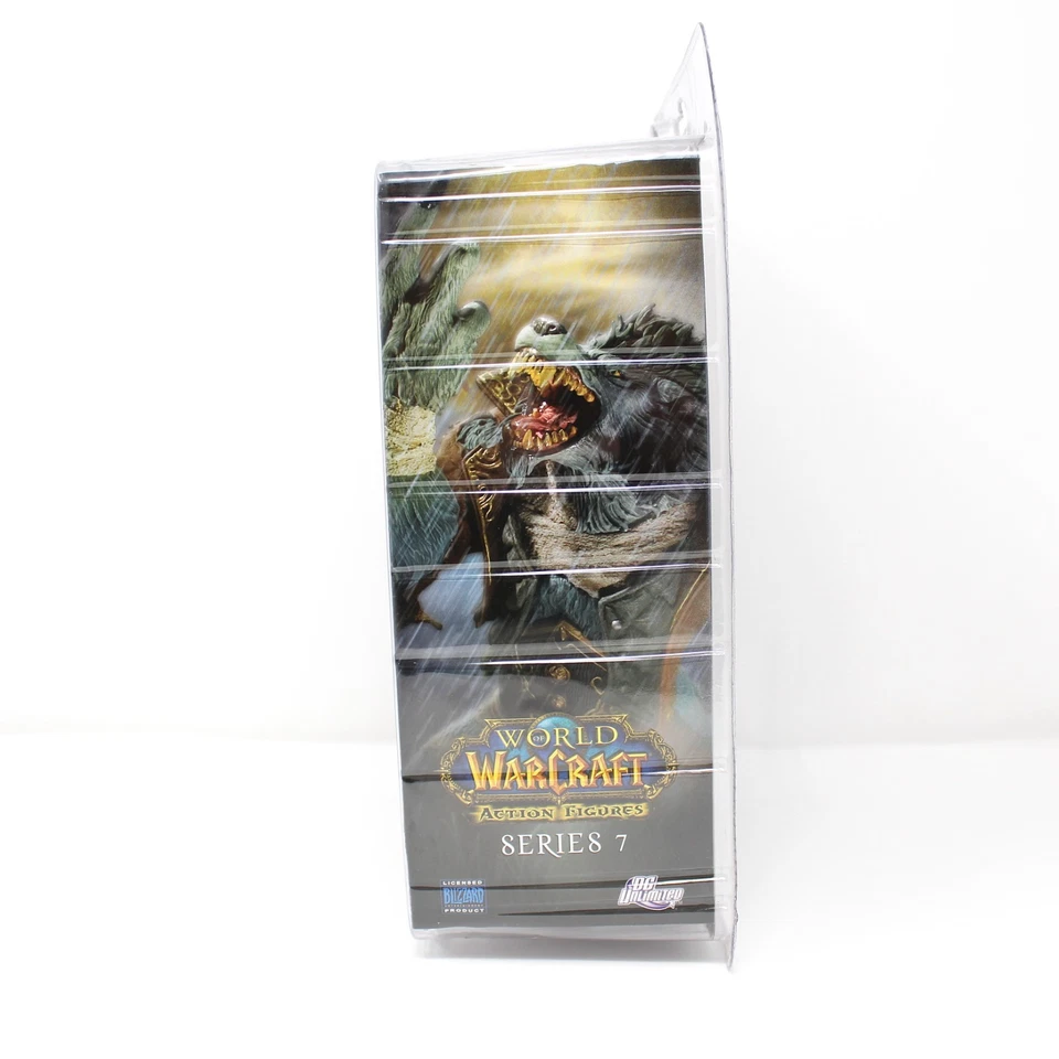 Figura DC Unlimited World of Warcraft Serie 7-Worgen Spy Garm Colmillo Blanco Foto 2 de 4